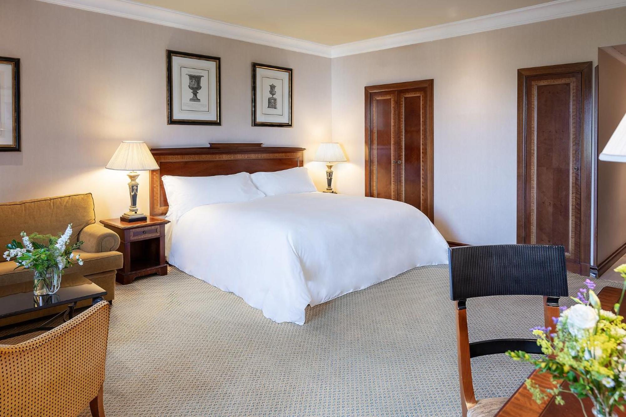 Intercontinental Madrid By Ihg Hotel Bagian luar foto