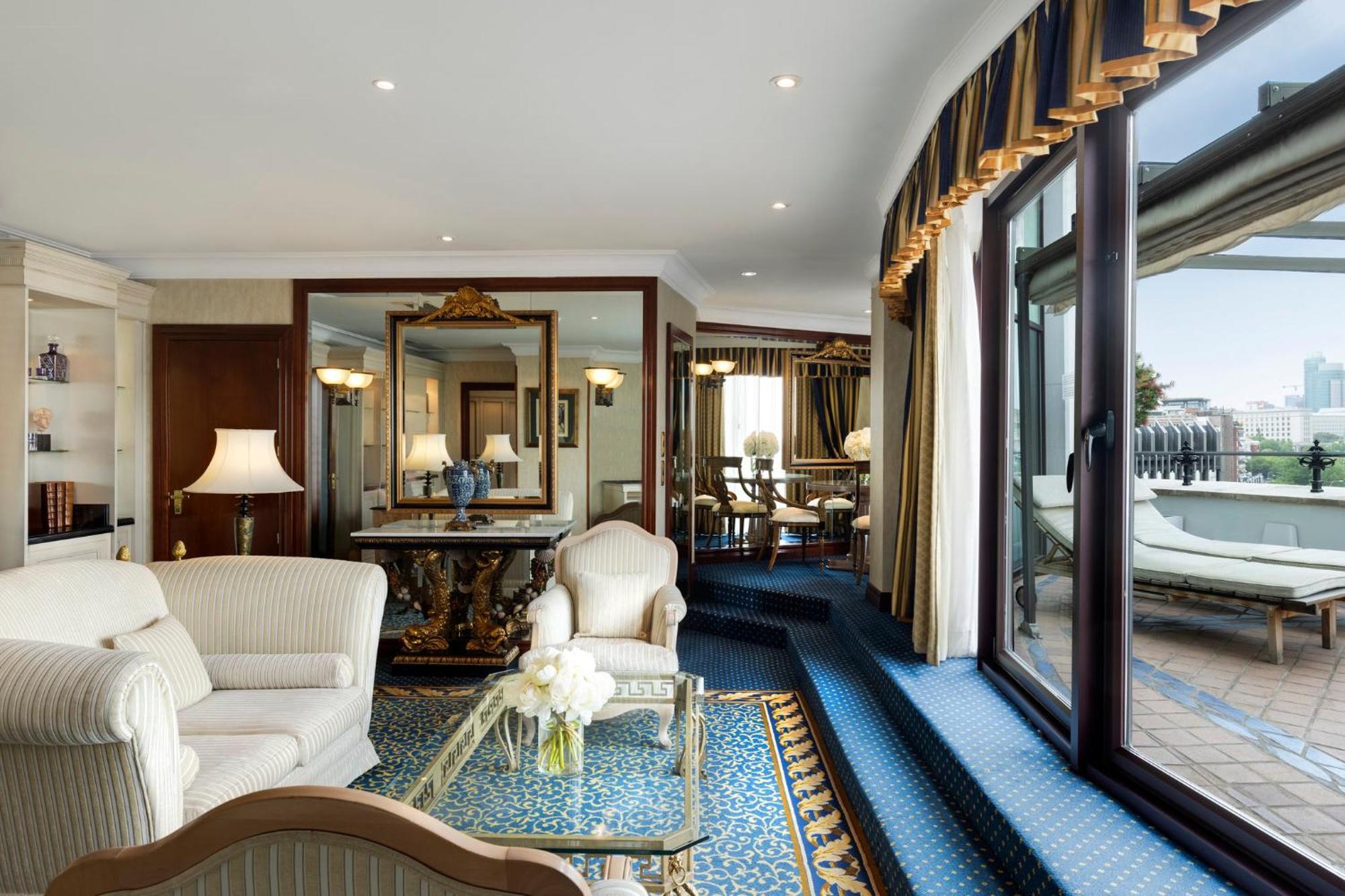 Intercontinental Madrid By Ihg Hotel Bagian luar foto